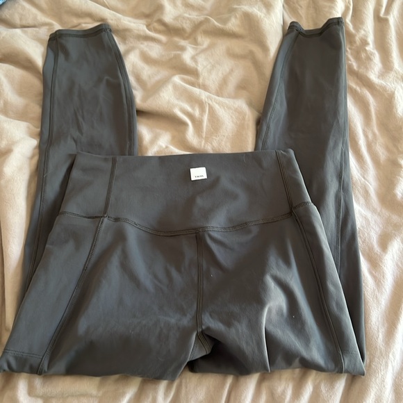 VUORI leggings - Picture 3 of 5